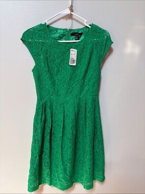 Forever 21 Emerald Green Lace Fit & Flare Dress